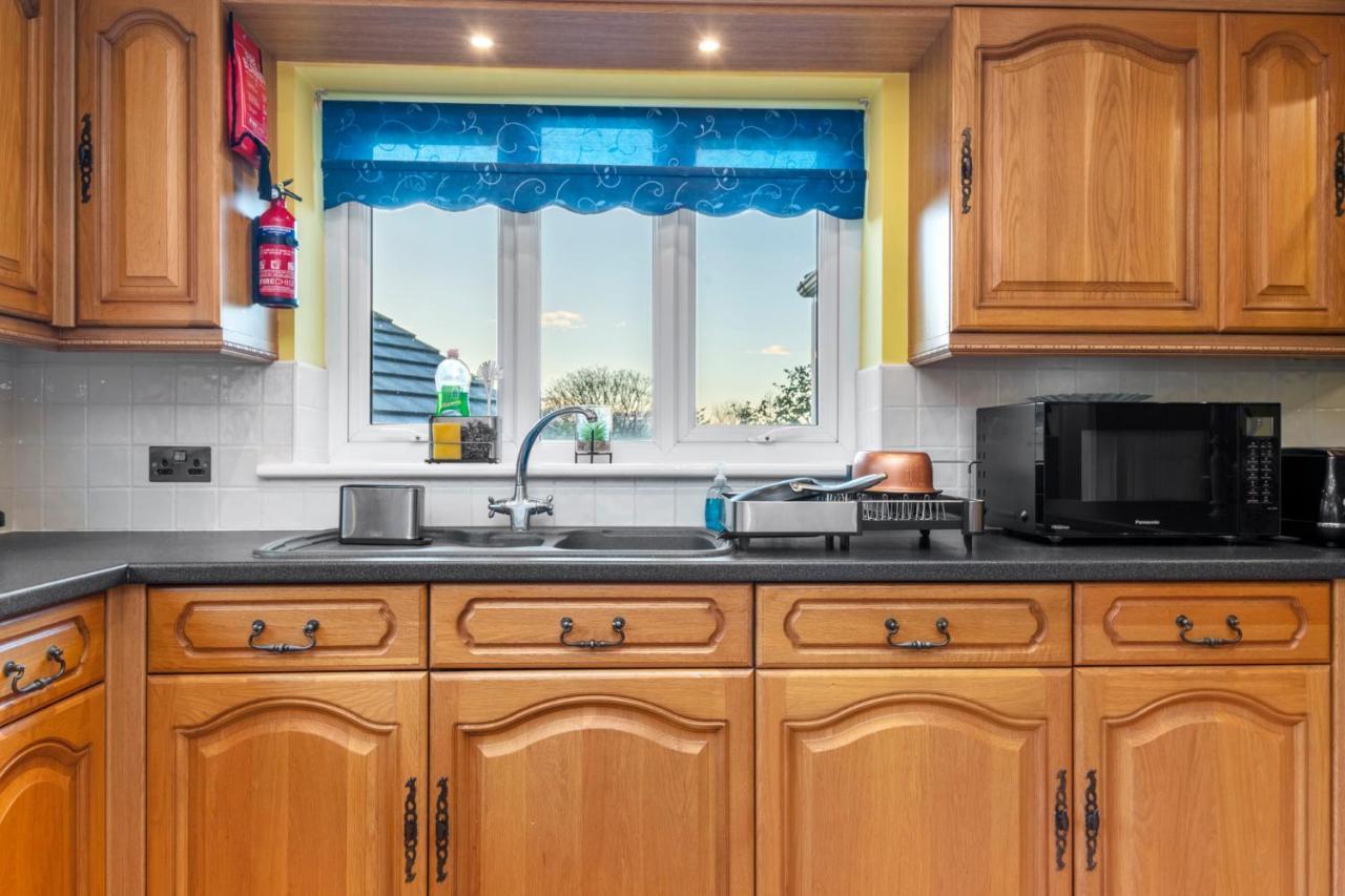 Comfy Cumbrian Stay Distington ภายนอก รูปภาพ